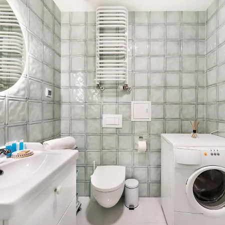 Solec Mystical Riverside Apartman