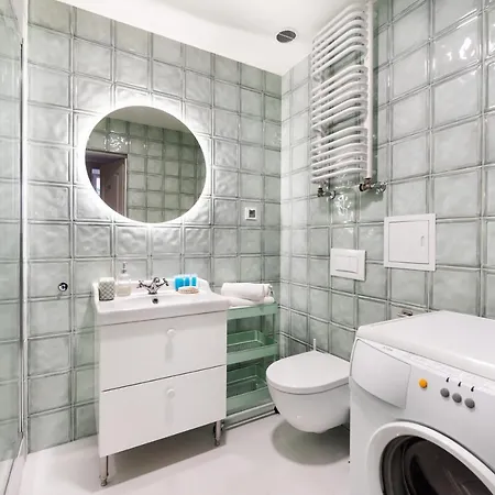 Solec Mystical Riverside Apartman