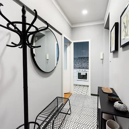 Solec Mystical Riverside Apartman *